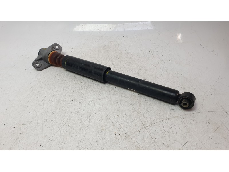 Recambio de amortiguador trasero derecho para kia ceed tourer (cd) 1.0 t-gdi referencia OEM IAM 55300J7200  