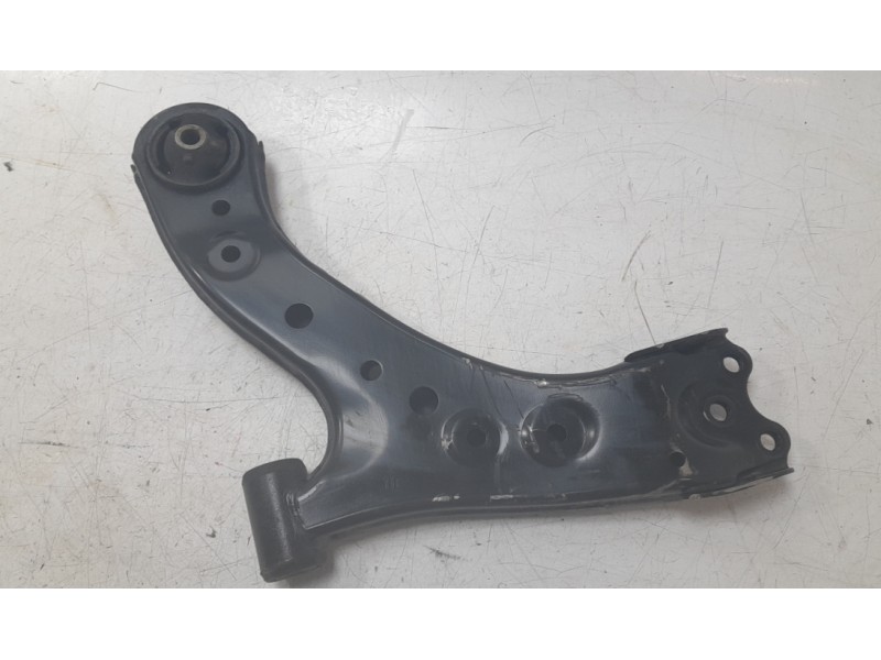 Recambio de brazo suspension inferior delantero derecho para subaru solterra yeam15 solterra referencia OEM IAM 4806842080  
