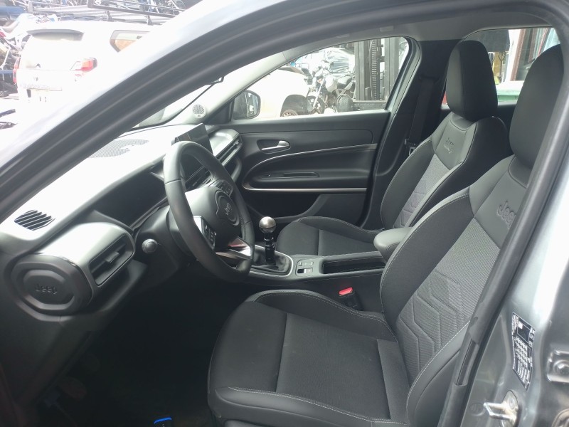 jeep avenger del año 2023