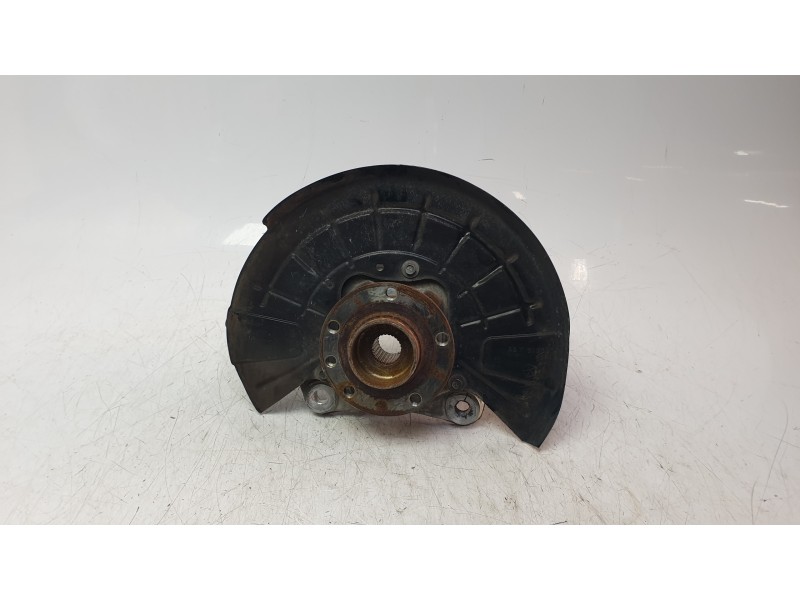 Recambio de mangueta delantera derecha para jeep cherokee limited 4wd referencia OEM IAM 04877888AF  