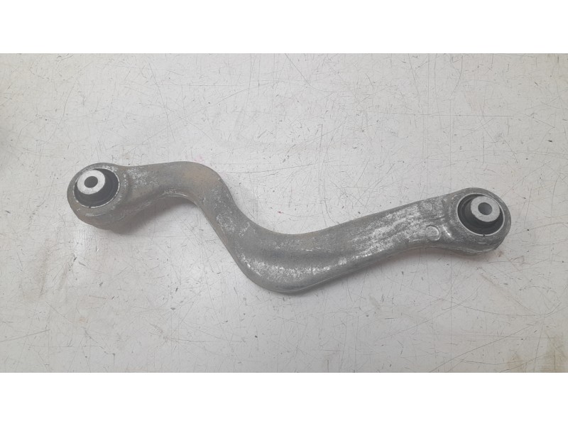 Recambio de brazo suspension superior trasero izquierdo para land rover discovery sport (l550) 2.0 d 4x4 referencia OEM IAM FK72