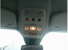 Recambio de luz interior para jeep avenger referencia OEM IAM   