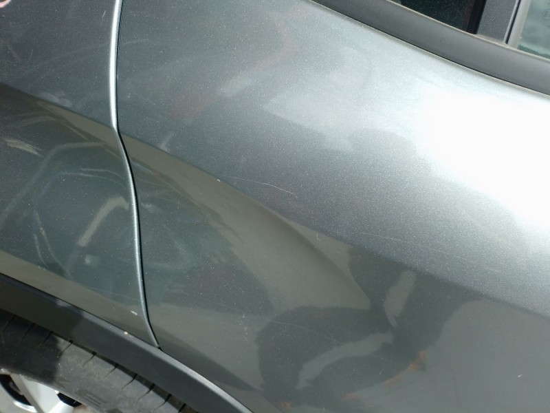 Recambio de puerta trasera derecha para jeep avenger referencia OEM IAM   