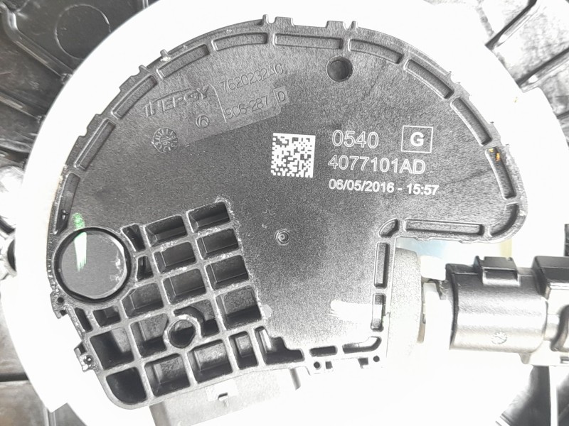 Recambio de deposito adblue para audi a4 b9 avant (8w5, 8wd) 2.0 tdi referencia OEM IAM   