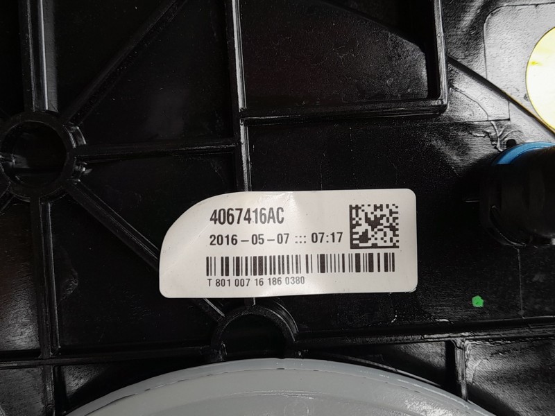Recambio de deposito adblue para audi a4 b9 avant (8w5, 8wd) 2.0 tdi referencia OEM IAM   