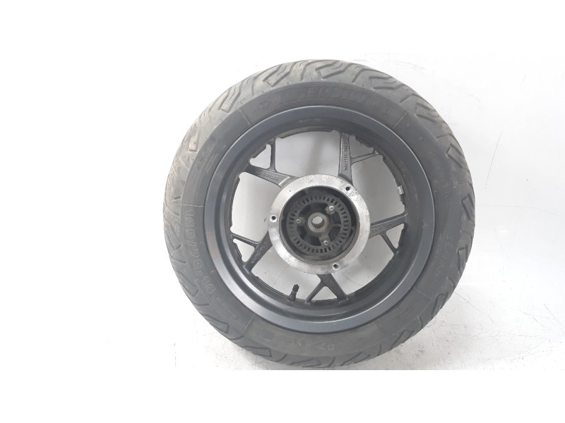 Recambio de llanta para yamaha x-max 125 referencia OEM IAM BL2F533800  