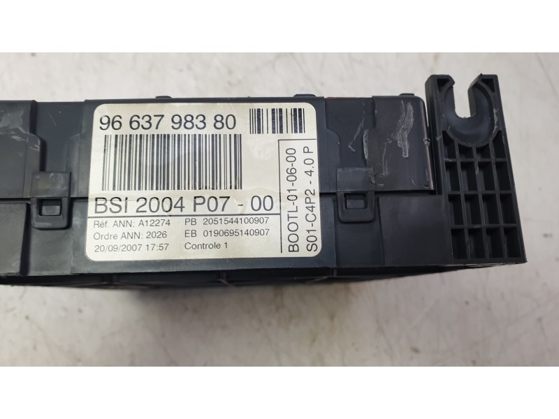 Recambio de caja reles / fusibles para peugeot 1007 (km_) 1.4 hdi referencia OEM IAM 9663798380  