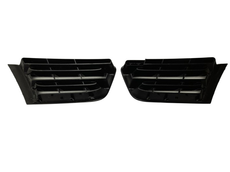 Recambio de rejilla delantera para renault scenic ii referencia OEM IAM 7701477306  107194414/5571580/RN0342010