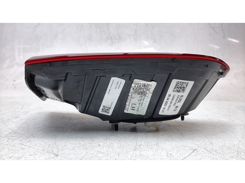 Recambio de piloto trasero izquierdo interior para kia xceed drive referencia OEM IAM 92403J7350  