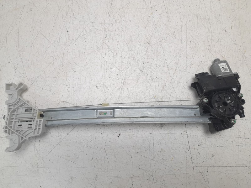 Recambio de elevalunas delantero izquierdo para hyundai kona (os, ose, osi) 1.6 gdi hybrid referencia OEM IAM 82401BE010  