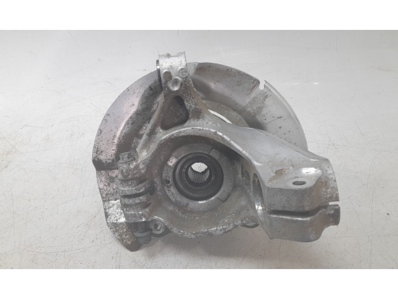 Recambio de mangueta delantera izquierda para land rover discovery sport (l550) 2.0 d 4x4 referencia OEM IAM FK723K186AD  