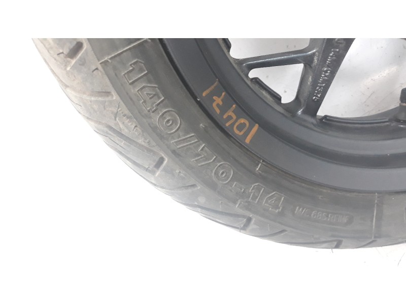 Recambio de llanta para yamaha x-max 125 referencia OEM IAM BL2F533800  