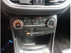 Recambio de mando climatizador para ford puma (j2k, cf7) 1.0 ecoboost mhev referencia OEM IAM   