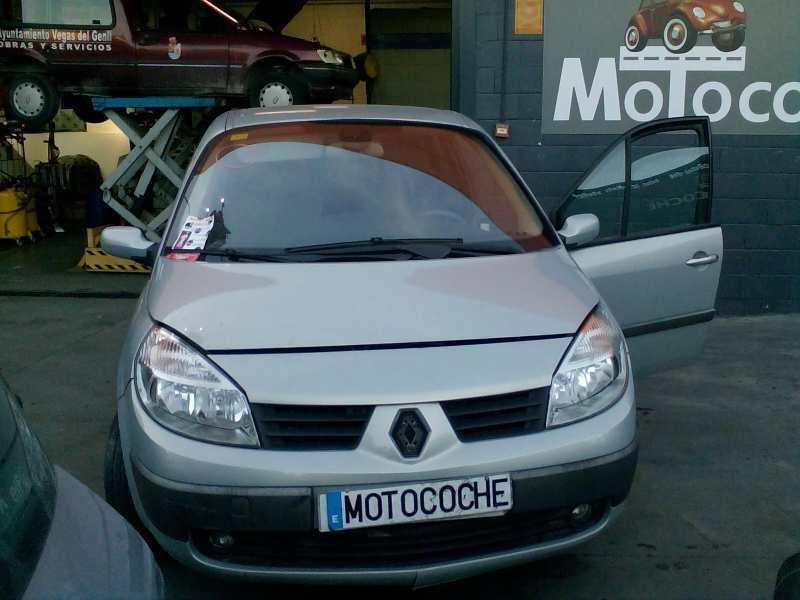 renault scenic ii del año 2005