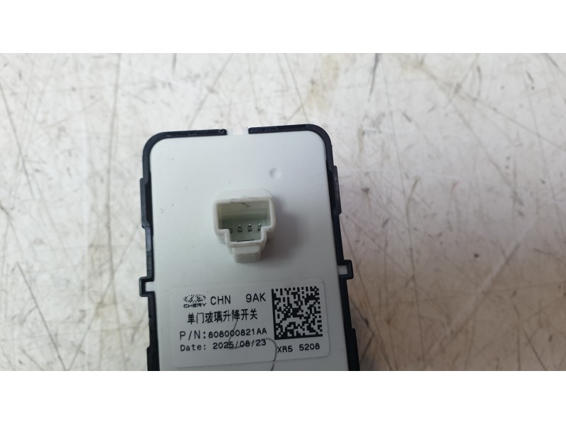 Recambio de mando elevalunas trasero derecho para omoda omoda 5 hev referencia OEM IAM 808000821AA  