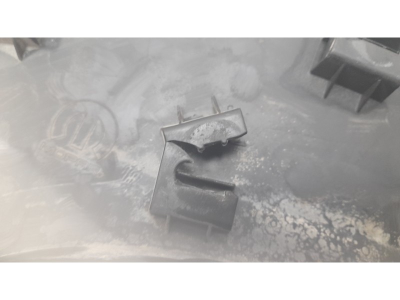 Recambio de aletin trasero izquierdo para jeep renegade suv (bu, b1, bv) 2.0 crd 4x4 referencia OEM IAM 735578405  