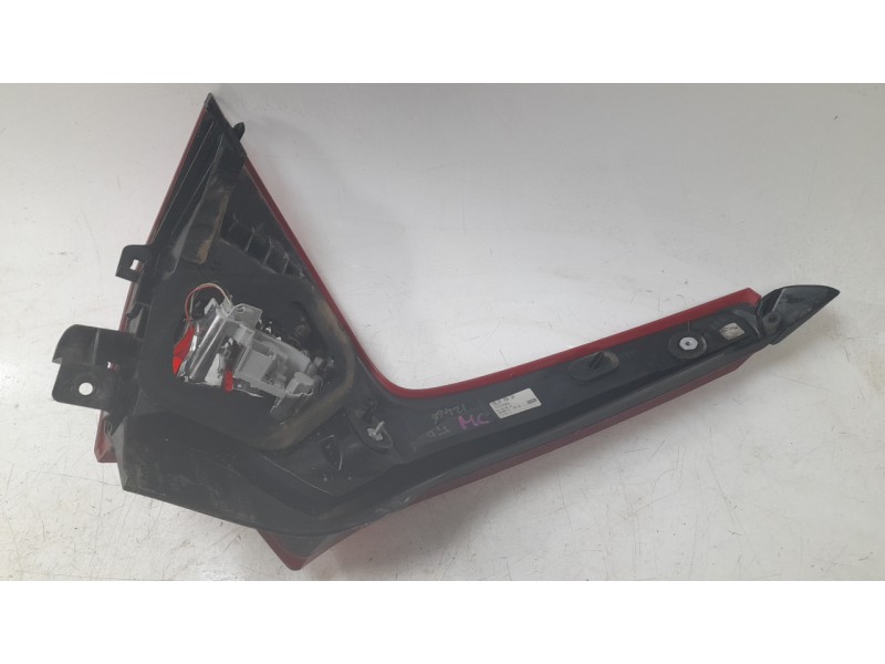 Recambio de piloto trasero derecho para volvo v60 i (155) d3 / d4 referencia OEM IAM 31214964  LLH451/6071014