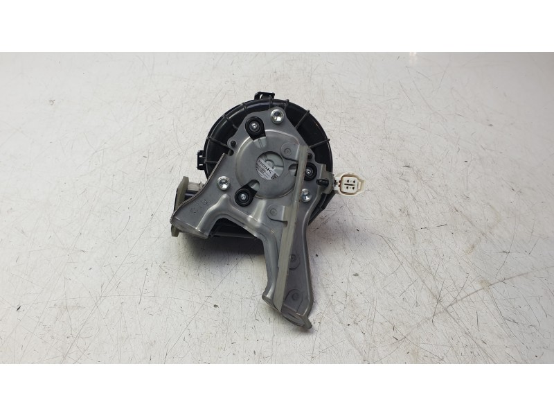 Recambio de ventilador calefaccion para toyota rav 4 v (_a5_, _h5_) 2.5 hybrid (axah52) referencia OEM IAM G923033050  