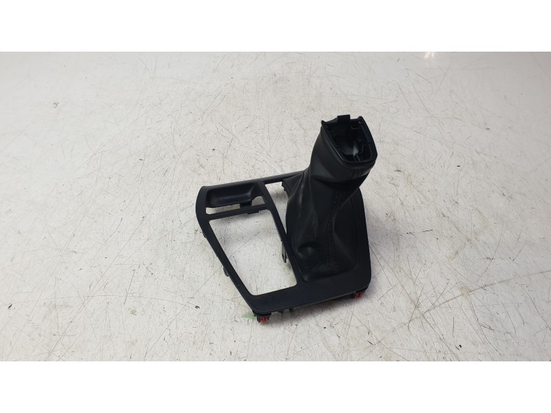 Recambio de moldura para toyota rav 4 v (_a5_, _h5_) 2.5 hybrid (axah52) referencia OEM IAM 5880442460  