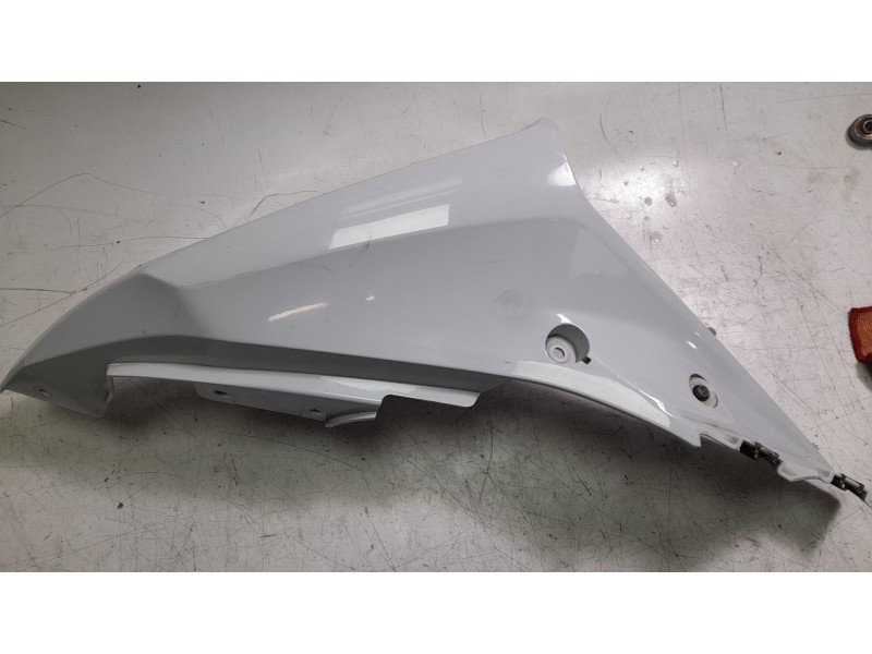 Recambio de moldura para bmw r 1250 r 1250 rs (1r13) referencia OEM IAM 46638369377 46638390623 