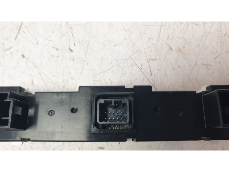 Recambio de modulo electronico para toyota rav 4 v (_a5_, _h5_) 2.5 hybrid (axah52) referencia OEM IAM 8395042520  