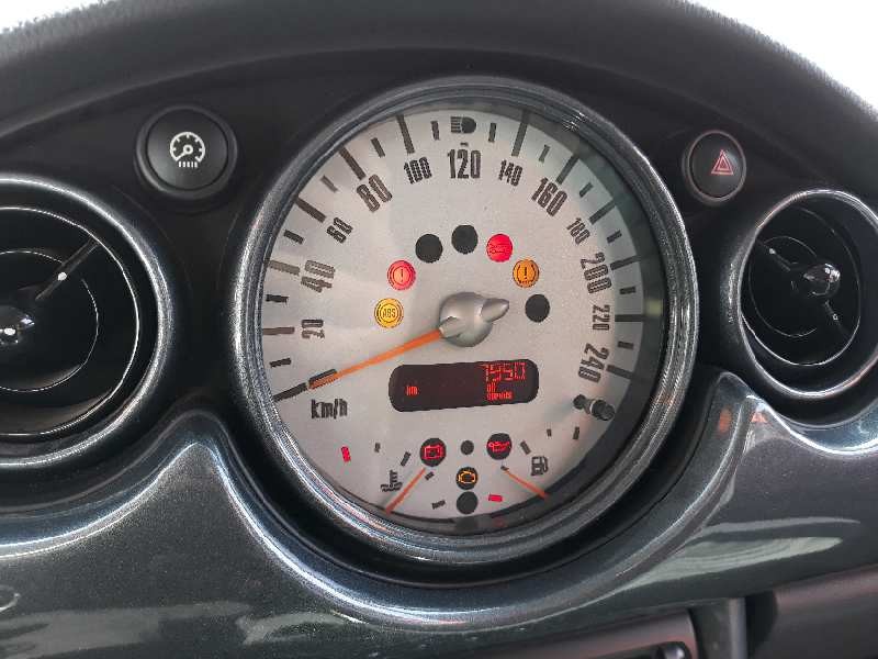 mini mini (r50,r53) del año 2003