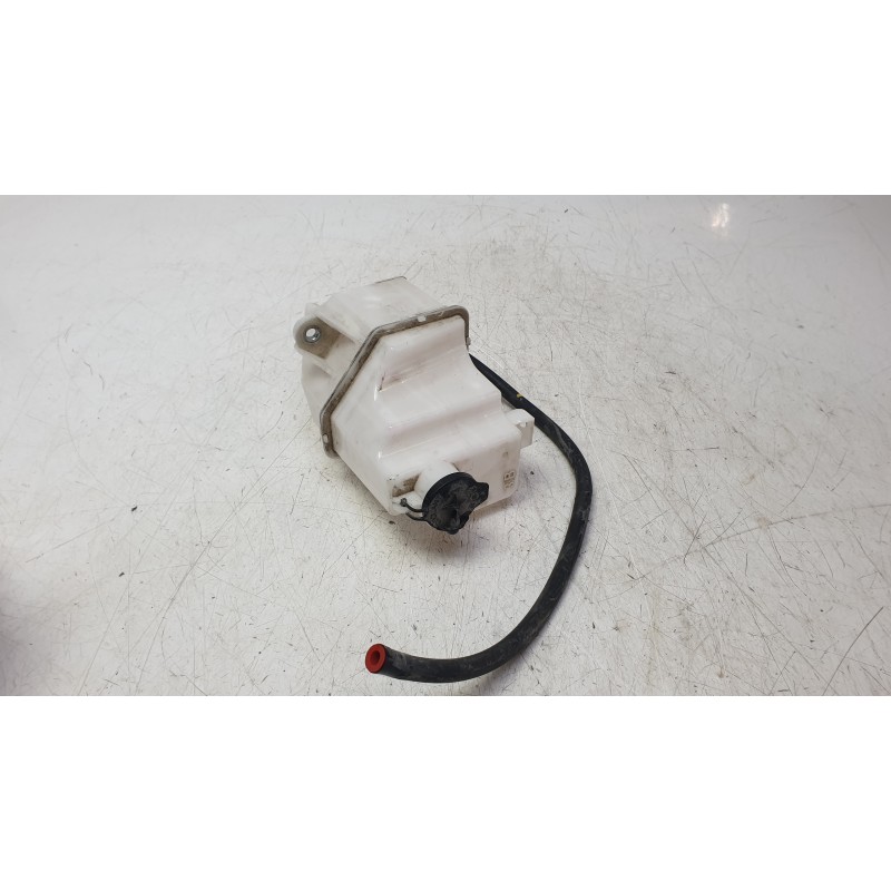 Recambio de deposito expansion para toyota rav 4 v (_a5_, _h5_) 2.5 hybrid (axah52) referencia OEM IAM 1647025050  