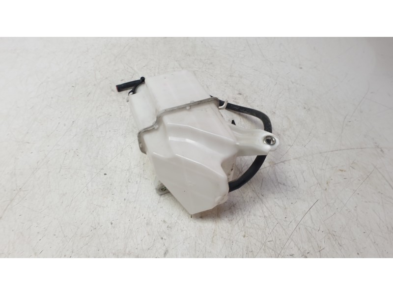 Recambio de deposito expansion para toyota rav 4 v (_a5_, _h5_) 2.5 hybrid (axah52) referencia OEM IAM 1647025050  
