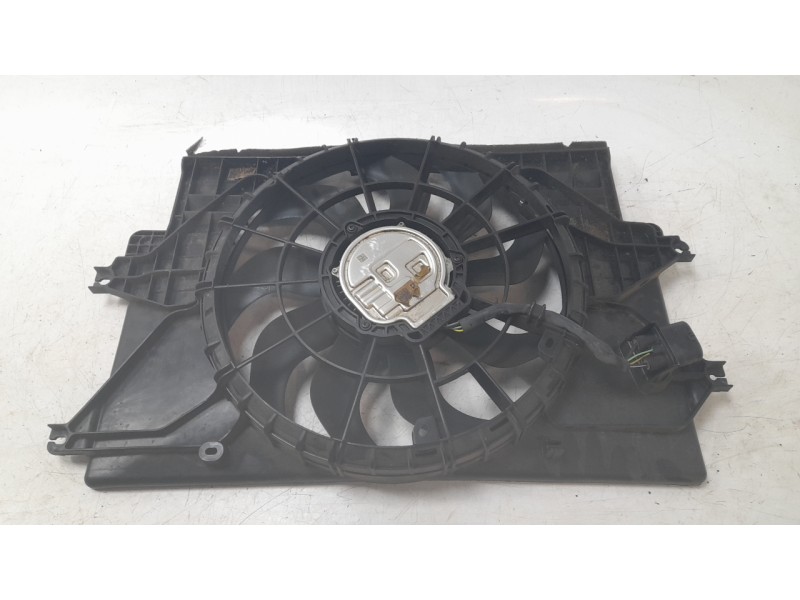 Recambio de electroventilador para hyundai kona 1.0 t-gdi referencia OEM IAM 25380BE001  