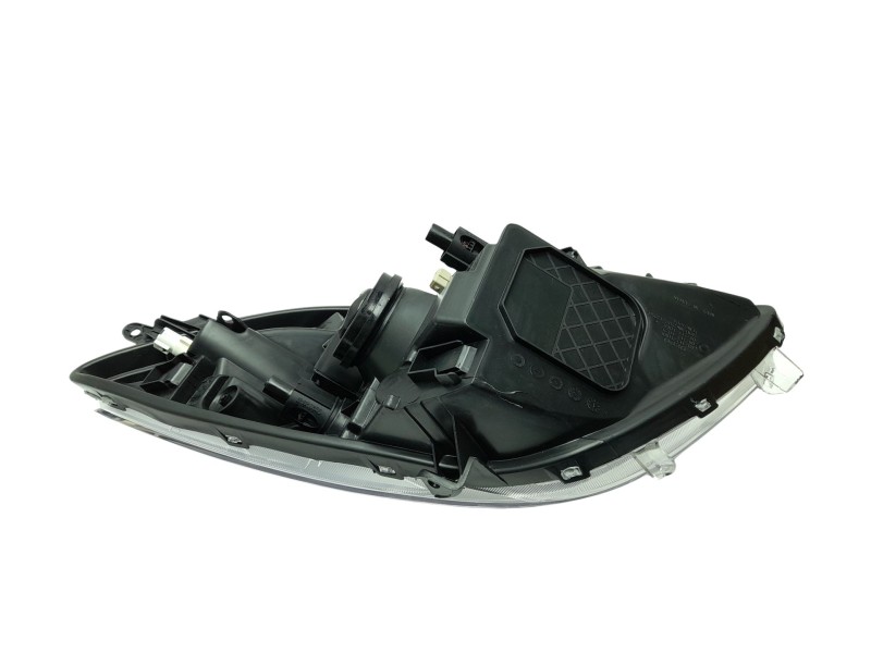 Recambio de faro izquierdo para toyota yaris (ksp9/scp9/nlp9) referencia OEM IAM 8117052570  108905702/11907701/3780023/TY325482