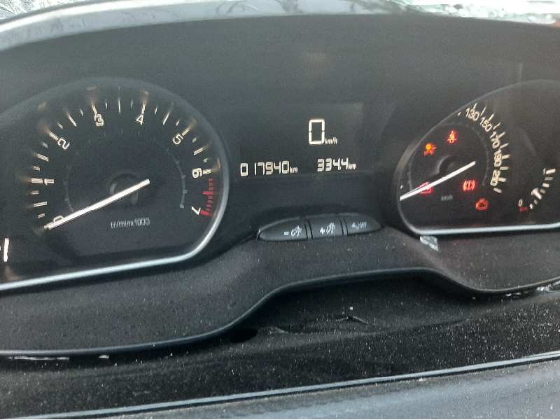 peugeot 208 del año 2017