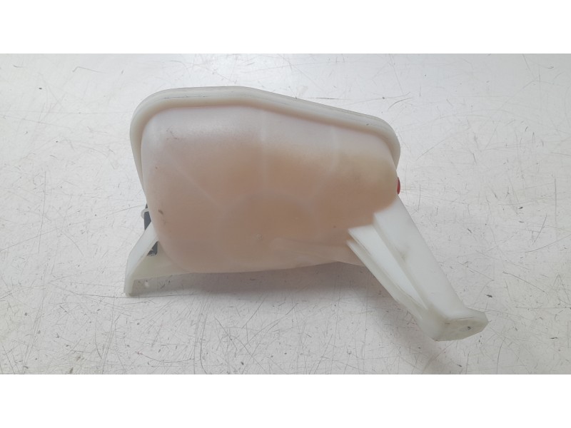 Recambio de deposito expansion para hyundai kona 1.0 t-gdi referencia OEM IAM 25430AA000  