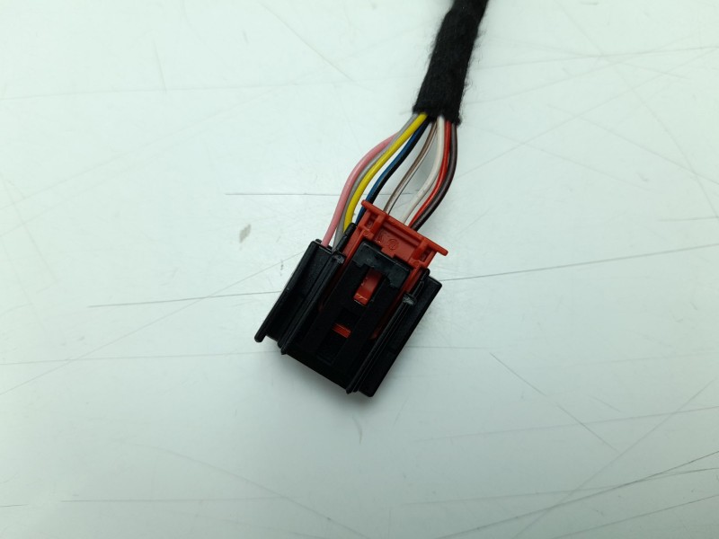 Recambio de retrovisor derecho para skoda octavia iv (nx3, nn3, pv3) 2.0 tdi referencia OEM IAM 5E3857538  8170484