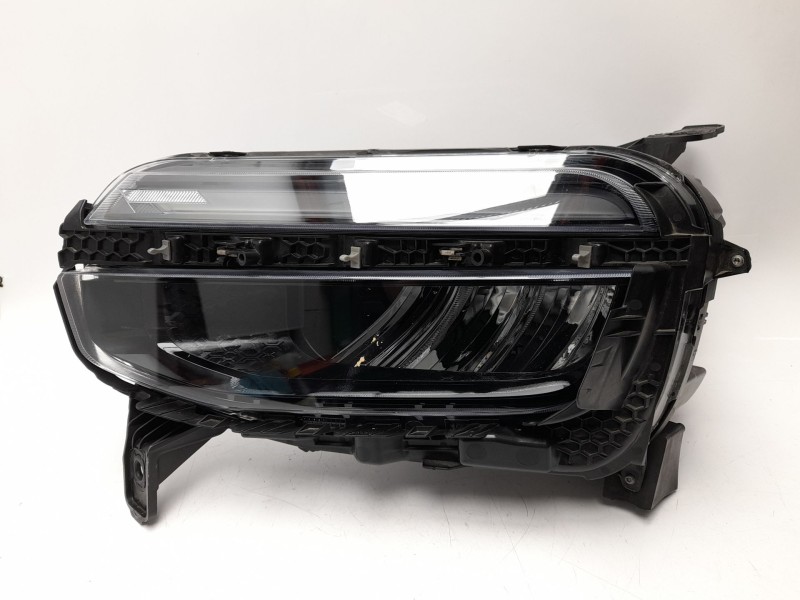 Recambio de faro izquierdo para jeep avenger referencia OEM IAM   