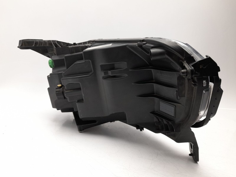 Recambio de faro izquierdo para jeep avenger referencia OEM IAM   