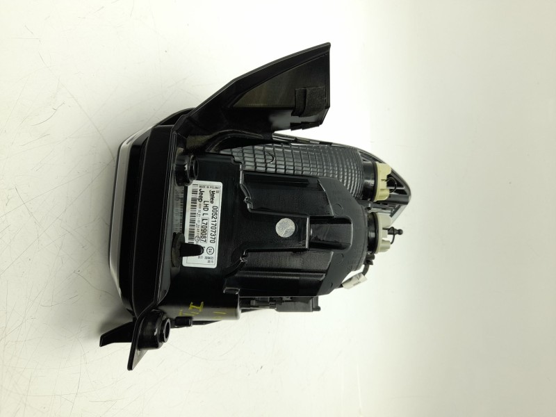 Recambio de piloto trasero izquierdo para jeep avenger referencia OEM IAM 52170737  