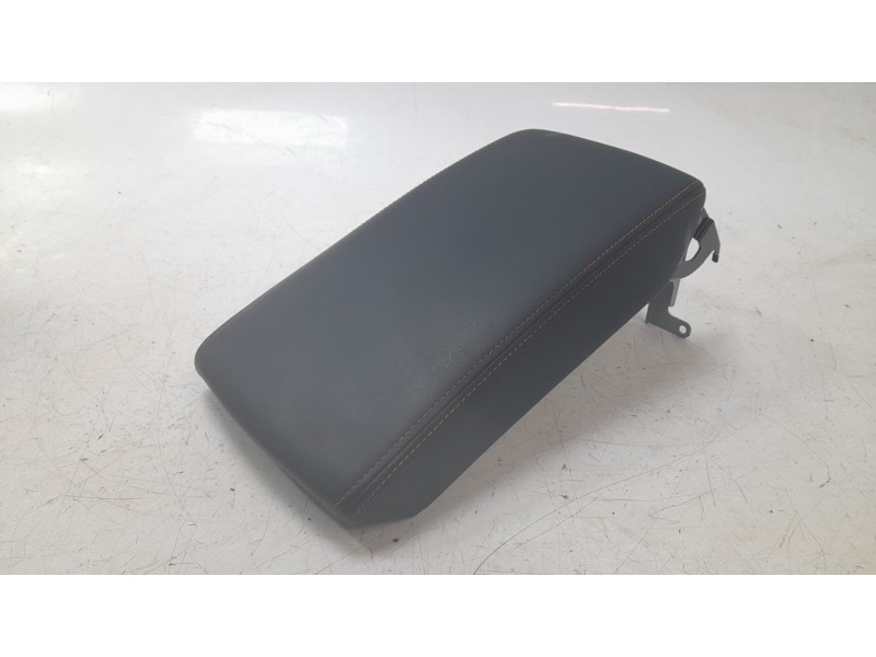 Recambio de apoyabrazos central para subaru xv (gt, g24) 2.0 i awd (gt7) referencia OEM IAM 92114FL102VH  