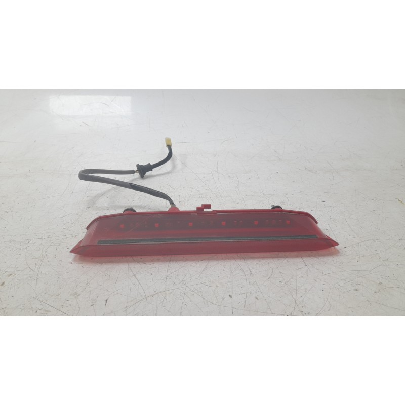 Recambio de luz central de freno para subaru xv (gt, g24) 2.0 i awd (gt7) referencia OEM IAM VC02135  