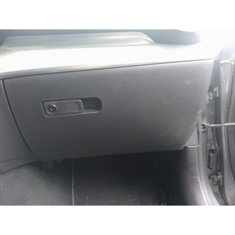 Recambio de guantera para mercedes-benz clase c (w206) c 200 d (206.003) referencia OEM IAM   