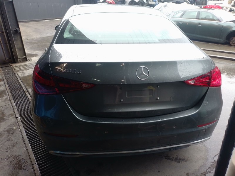 mercedes-benz clase c (w206) del año 2024