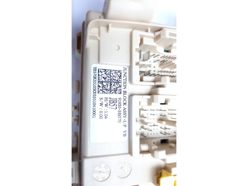 Recambio de caja reles / fusibles para kia rio (yb) drive referencia OEM IAM 91950H8570  