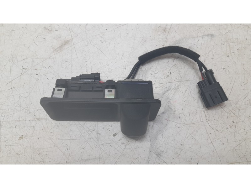 Recambio de maneta exterior porton para hyundai kona 1.0 t-gdi referencia OEM IAM 81820BE000  