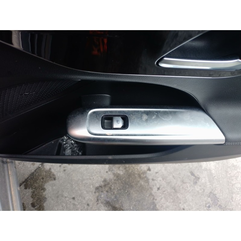 Recambio de mando elevalunas delantero derecho para mercedes-benz clase c (w206) c 200 d (206.003) referencia OEM IAM   