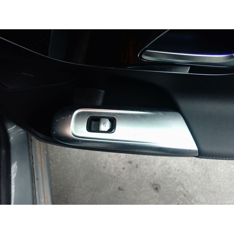 Recambio de mando elevalunas trasero derecho para mercedes-benz clase c (w206) c 200 d (206.003) referencia OEM IAM   