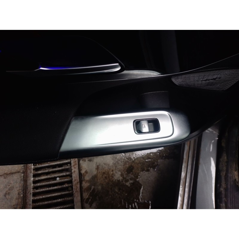 Recambio de mando elevalunas trasero izquierdo para mercedes-benz clase c (w206) c 200 d (206.003) referencia OEM IAM   