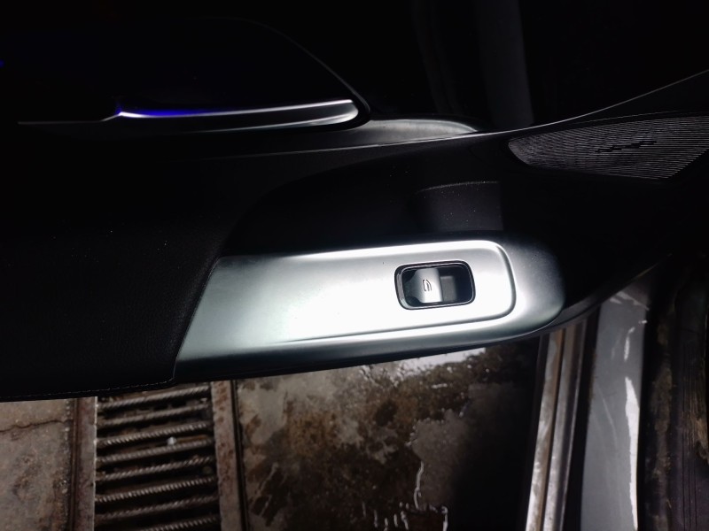 Recambio de mando elevalunas trasero izquierdo para mercedes-benz clase c (w206) c 200 d (206.003) referencia OEM IAM   