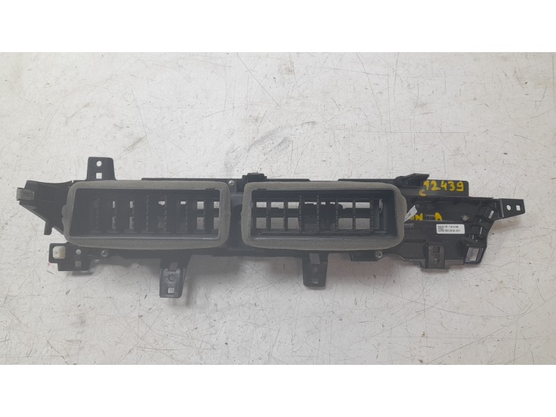 Recambio de aireador central para hyundai kona 1.0 t-gdi referencia OEM IAM 84794BE000  