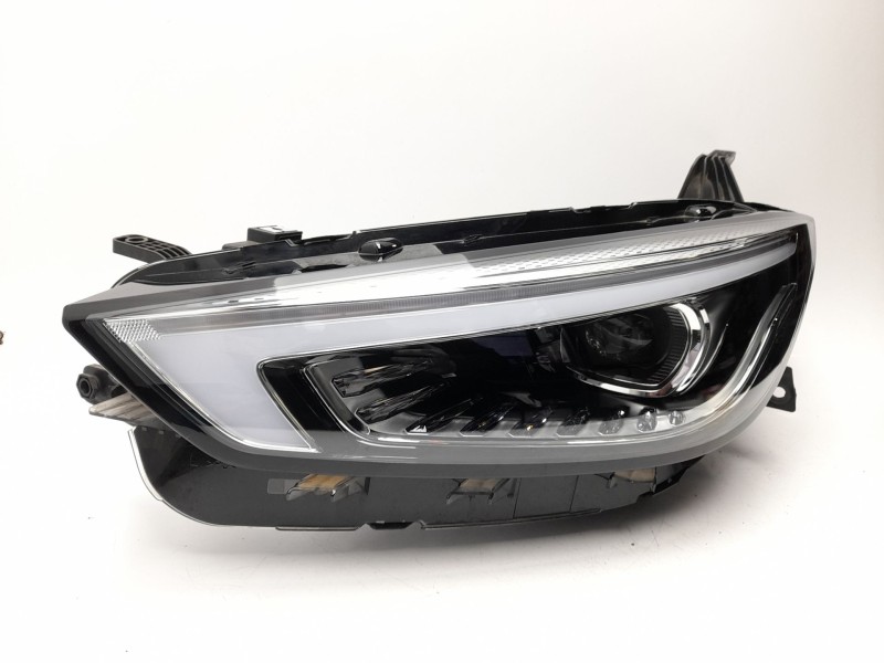 Recambio de faro izquierdo para mg zs suv (azs1) 1.5 vti referencia OEM IAM 10550753  