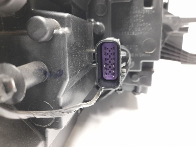 Recambio de faro izquierdo para mg zs suv (azs1) 1.5 vti referencia OEM IAM 10550753  