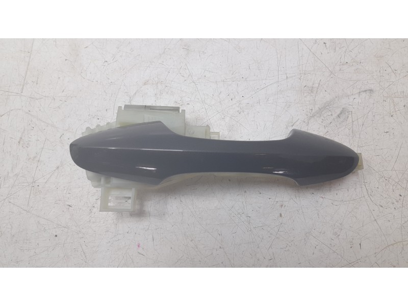 Recambio de maneta exterior trasera derecha para hyundai kona 1.0 t-gdi referencia OEM IAM 83661BE000  